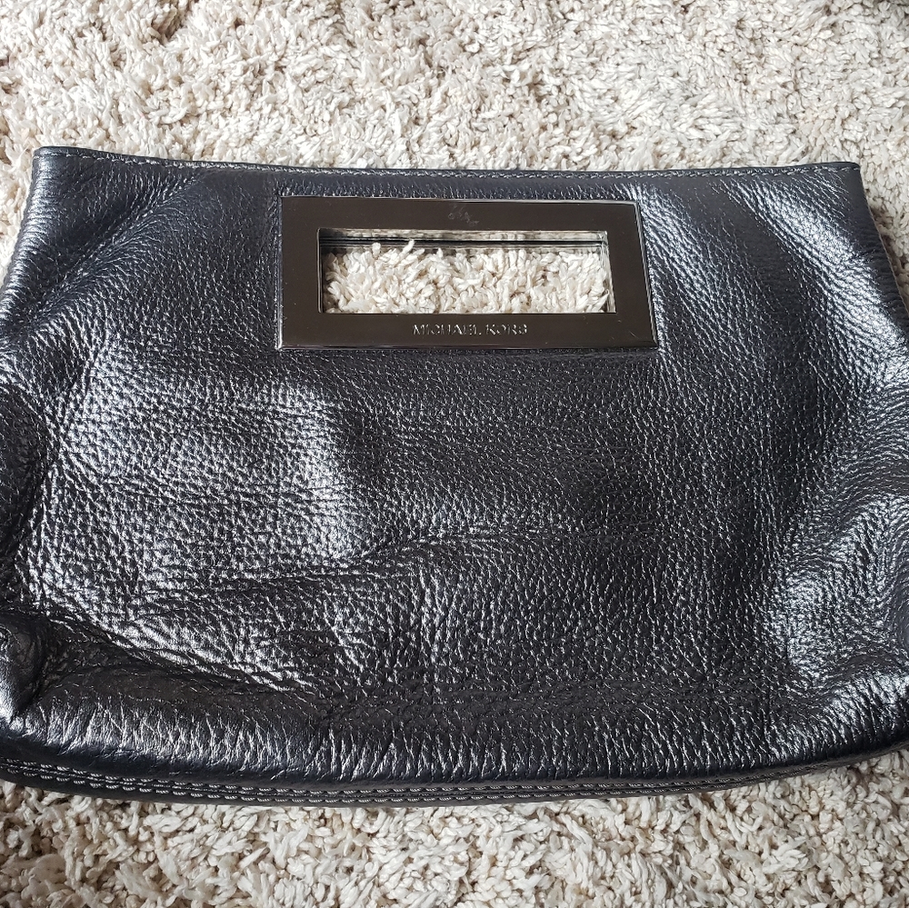 Michael kors clutch